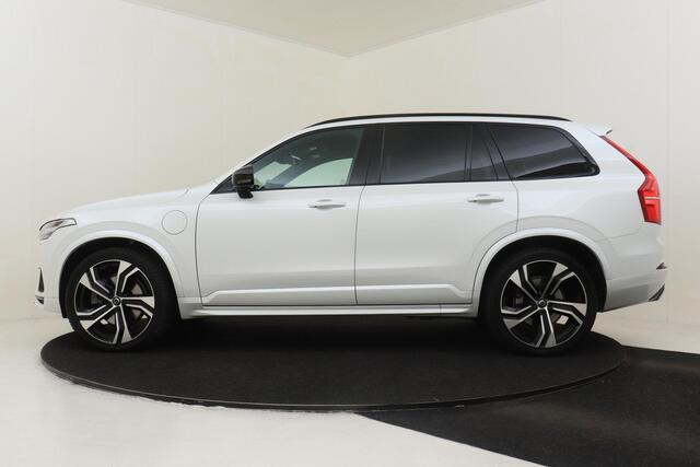 Volvo XC90 T8 RECHARGE AWD R-DESIGN -PANO.DAK|HARMAN/KARDON|LUCHTVERING|GEVENT.LEDER+MASSAGE|360°CAM|HEAD-UP DISP.|ADAP.LED|TREKHAAK|22"ALL-SEASON