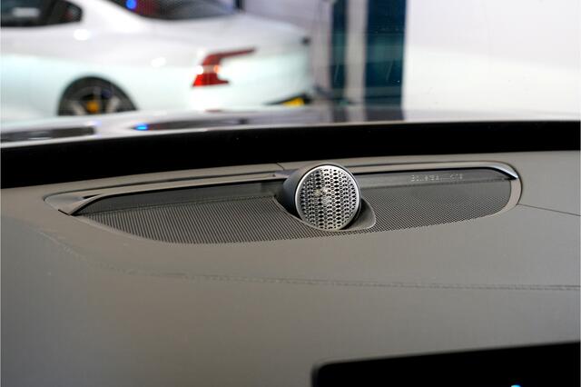 Volvo XC90 2.0 T8 AWD 335kW/456pk Aut8 Recharge Ultra Bright 7P LUCHTVERING + BOWERS&WILKINS + EL. TREKHAAK + ADAPT.CRUISE + PANORAMADAK + HEAD-UP + STOEL-&STUURVERWARMING + LEDEREN DASHBOARD + 360 CAMERA + STOELVENTILATIE + ACHTERBANKVERWARMING + 21" LM-VELGEN!!