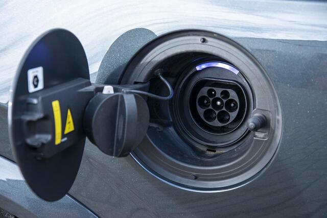 Volvo XC90 2.0 T8 RECHARGE AWD R-DESIGN LONG RANGE