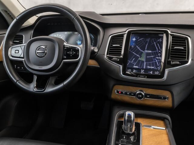 Volvo XC90 2.0 T8 Twin Engine AWD Inscription 7 Persoons 408Pk Automaat (PANORAMADAK, APPLE CARPLAY, MEMORY SEATS, HOUT INLEG, STOELKOELING/VERWARMING, HEAD-UP DISPLAY, GETINT GLAS, NIEUWE APK, NIEUWSTAAT)