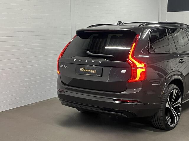 Volvo XC90 2.0 T8 Recharge AWD Ultra Dark Luchtvering | Bowers & Wilkins | Massage | Stoel-/Stuurverwarming | 360 camera | Head-up | 22" wielen | Google