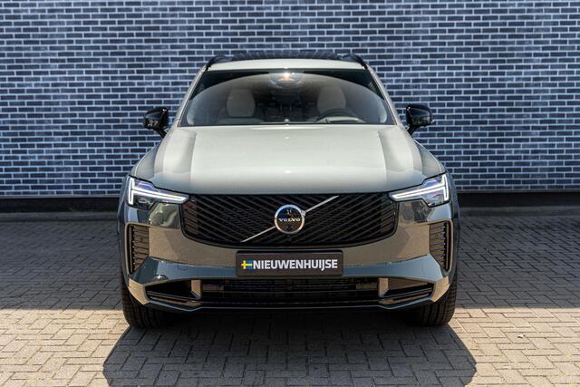 Volvo XC90 T8 Plug-in hybrid AWD Ultra Dark Executive Edition | Google | Long Range | Panoramadak | Bowers & Wilkins Audio | Massagefunctie | Keyless | Luchtvering | Stoelverwarming & Ventilatie | Head-Up Display | Getint Glas | Elek. Achterklep | Stuurverwarming | 