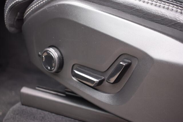 Volvo XC90 2.0 T5 AWD Inscription | Trekhaak Elek. | Pano | Adaptieve Cruise | Dodehoek Detectie | Leder |