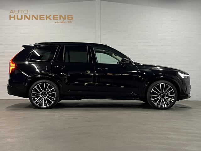 Volvo XC90 2.0 T8 Plug-in hybrid AWD Ultra Dark Luchtvering | Bowers & Wilkins | Adapt. cruise | Open dak | Massage | 360 camera | Head-up | Stoelventilatie/-verwarming | 22" wielen