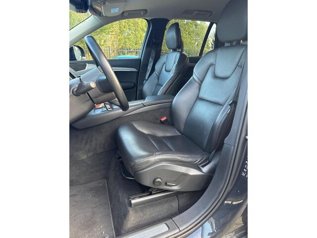 Volvo XC90 2.0 T8 Recharge AWD R-Design | Trekhaak | Adaptieve cruise control | Leer | Keyless entry | Stoel/stuur verwarming | Achteruitrijcamera | 22" |