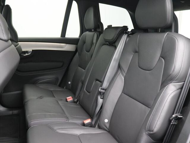 Volvo XC90 2.0 T8 Plug-in hybrid AWD Plus Black Edition 405PK Panoramadak, Trekhaak, Luchtvering, 21" LM Velgen, Harman Kardon Audio, 360gr. Camera, Head-Up Display