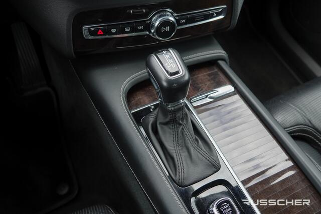 Volvo XC90 2.0 D5 235Pk Aut. | AWD | Inscription | 7-Persoons | Luchtvering | Panoramadak | Bowers&Wilkins | Trekhaak | 20''