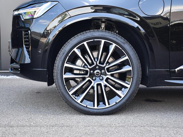 Volvo XC90 2.0 T8 Plug-in hybrid AWD Plus Dark | 7 Persoons | Stuurwiel verwarming | Trekhaak l Schuif- /kantel Pano l 360 cam l 22"