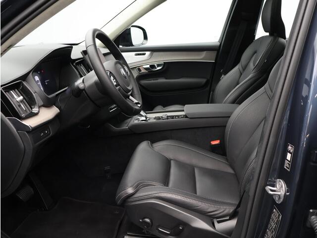 Volvo XC90 T8 455PK Plug-in hybrid AWD Ultra Dark / Bowers & Wilkins / Luchtvering / Gelamineerd Glas / Nappa Leder Met Ventilatie / 21" / Panoramisch Dak / Trekhaak /