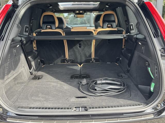 Volvo XC90 2.0 T8 Long Range AWD Ultimate Bright | Luchtvering | Pano | Trekhaak | SoH 97%