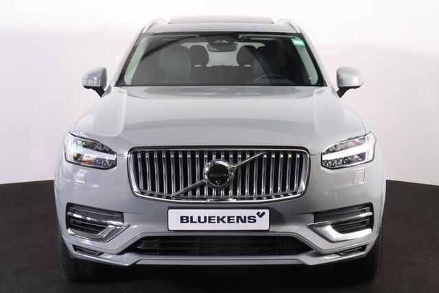 Volvo XC90 T8 Recharge AWD Core Bright - Panorama/schuifdak - IntelliSafe Assist & Surround - 360º Camera - Harman/Kardon audio - Adaptieve LED koplampen - Verwarmde voorstoelen, stuur & achterbank - Parkeersensoren voor & achter - Elektr. bedienb. voorstoelen met g