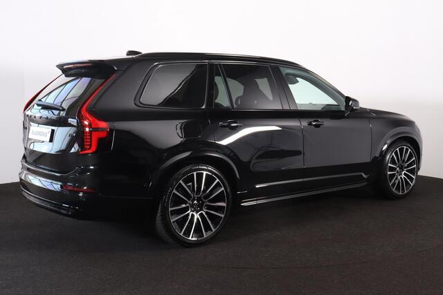 Volvo XC90 T8 Recharge AWD Ultra Black Edition - Luchtvering - Panorama/schuifdak - IntelliSafe Assist & Surround - 360º Camera - Bowers & Wilkins audio - Adaptieve LED koplampen - Verwarmde voorstoelen, stuur & achterbank - Parkeersensoren voor & achter - Elektr. b