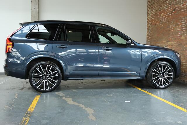 Volvo XC90 T8 Plug-in hybrid AWD Ultra Dark Executive Edition | 22" Lichtmetalen Wielen | Bowers & Wilkins Audio | Luchtvering | Geventileerde Voorstoelen met Massage | Extra Getint Glas |