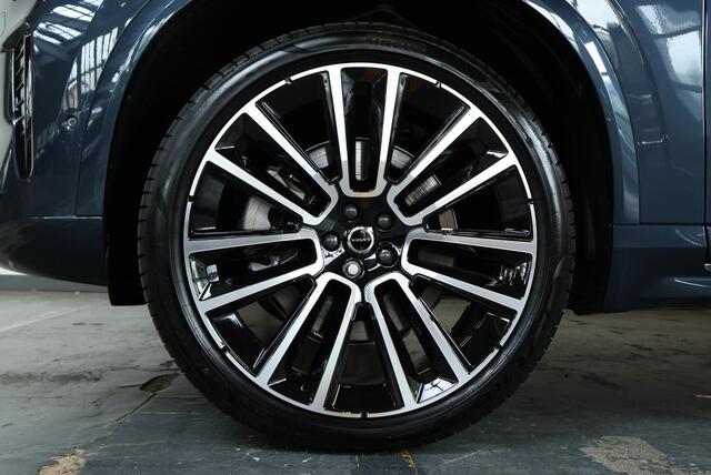 Volvo XC90 T8 Plug-in hybrid AWD Ultra Dark Executive Edition | 22" Lichtmetalen Wielen | Bowers & Wilkins Audio | Luchtvering | Geventileerde Voorstoelen met Massage | Extra Getint Glas |