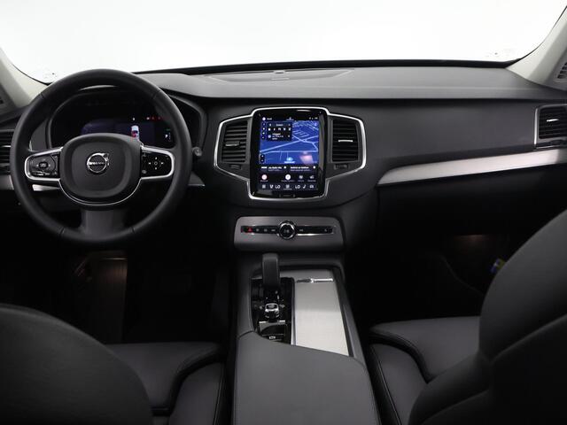 Volvo XC90 2.0 T8 Recharge AWD Core Bright | Achteruitrijcamera | Apple CarPlay/Android Auto | Comfortstoelen | Adaptieve Cruise Control | Draadloze telefoonlader | Ele. achterklep | Navigatie | Sfeerverlichting | Stuur en stoelverwarming | 7-Zitplaatsen | Harman/Ka