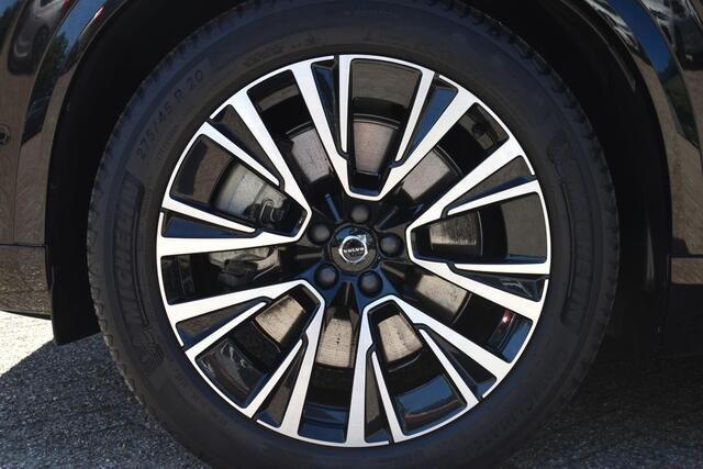 Volvo XC90 T8 Recharge AWD Ultimate Bright | Luchtvering | 360 graden Camera | Semi Elektrisch inklapbare Trekhaak | Standkachel | Volvo Guard Alarm | Harman Kardon Premium Sound | Google Navigatie | BLIS | Adaptieve Cruise Control | 7 Seater | Panoramisch Schuif-/K