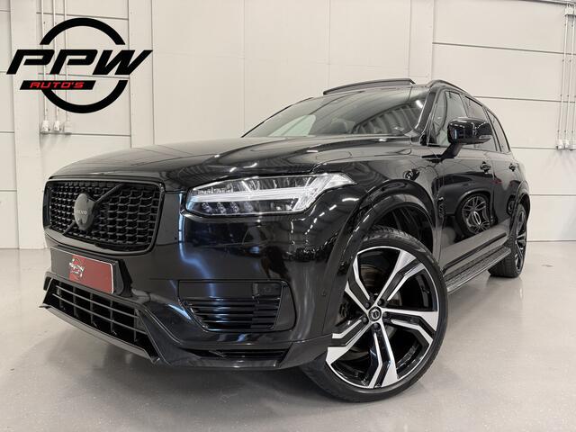 Volvo XC90 T8 Recharge AWD R-Design PANO/B&W/TREKHAAK/360CAMERA/22'/HEAD-UP/STANDKACHEL/MEMORY/GOOGLE/R-DESIGN VOL LEER/DONKERE-HEMEL/BLACK ALL BLACK/VOLLEDIG VOLVO DEALER HISTORIE