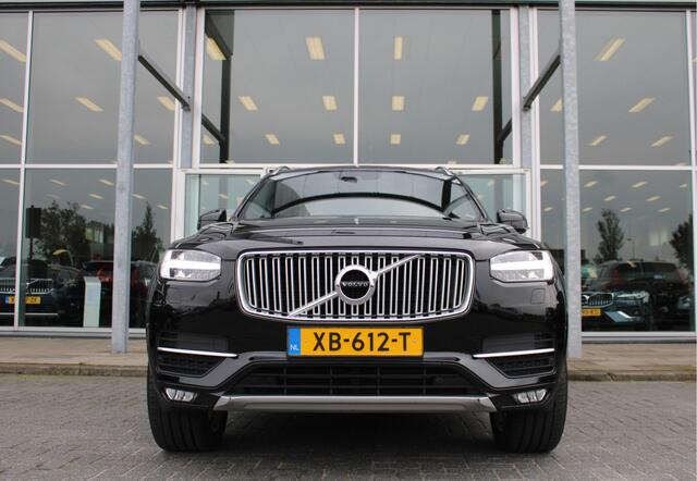 Volvo XC90 T5 AWD Inscription 7P. | Trekhaak | Head up | Schuif/kantel dak | Camera achter | Memory seats | Stoel & stuurverwarming | Stoelverkoeling |