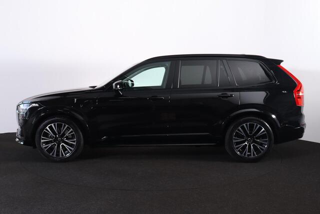 Volvo XC90 T8 Recharge AWD Ultimate Dark - Luchtvering - Panorama/schuifdak - IntelliSafe Assist & Surround - 360º Camera - Verwarmde voorstoelen, stuur & achterbank - Parkeersensoren voor & achter - Elektr. bedienb. voorstoelen met geheugen - Head up display - Draadloze tel. lader - Extra getint glas - Elektr. inklapbare trekhaak - 20' LMV