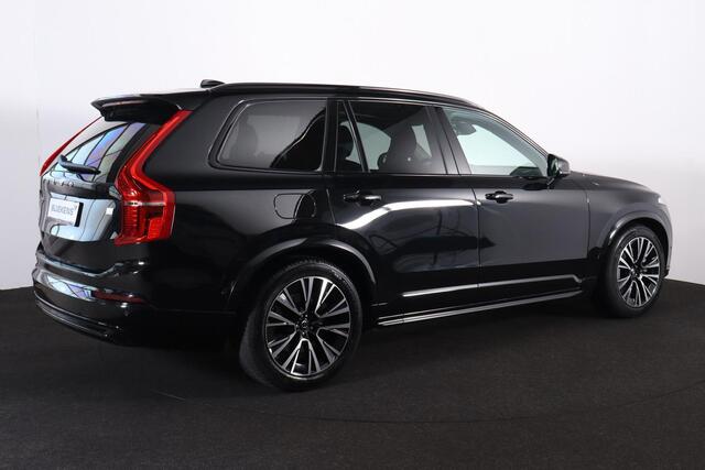 Volvo XC90 T8 Recharge AWD Ultimate Dark - Luchtvering - Panorama/schuifdak - IntelliSafe Assist & Surround - 360º Camera - Verwarmde voorstoelen, stuur & achterbank - Parkeersensoren voor & achter - Elektr. bedienb. voorstoelen met geheugen - Head up display - Draadloze tel. lader - Extra getint glas - Elektr. inklapbare trekhaak - 20' LMV