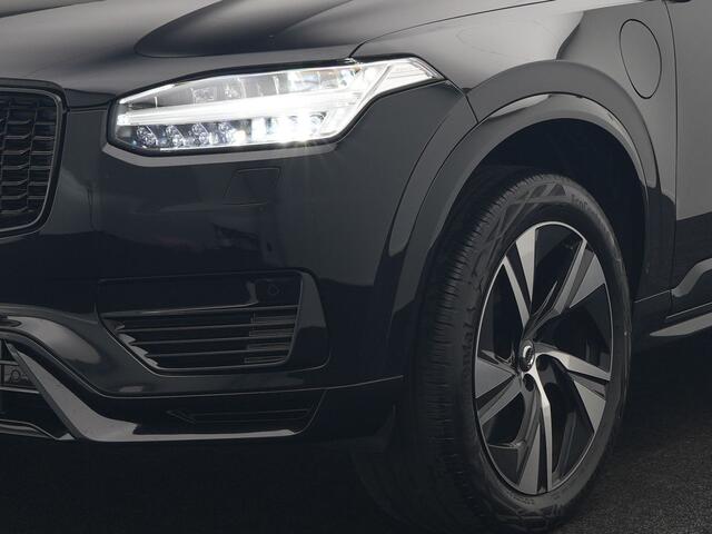 Volvo XC90 T8 Recharge AWD R-Design 7 Persoons LONG RANGE PHEV 455pk Dealer O.H. | Adaptive Cruise | 360 Camera | Lederen Sportstoelen Memory & Verwarmd | Apple Carplay | Stuur Verwarmd | Keyless | Blis | Navigatie | DAB | Virtual | Plug In Hybrid |