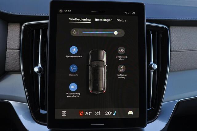 Volvo XC90 T8 Recharge AWD Ultra Dark Exec. Ed. - Luchtvering - Panorama/schuifdak - IntelliSafe Assist & Surround - 360º Camera - Bowers & Wilkins audio - Adaptieve LED koplampen - Verwarmde voorstoelen, stuur & achterbank - Parkeersensoren voor & achter - Elektr. bedienb. voorstoelen met geheugen - Head up display - Draadloze tel. lader - Extra getint glas - 22' LMV