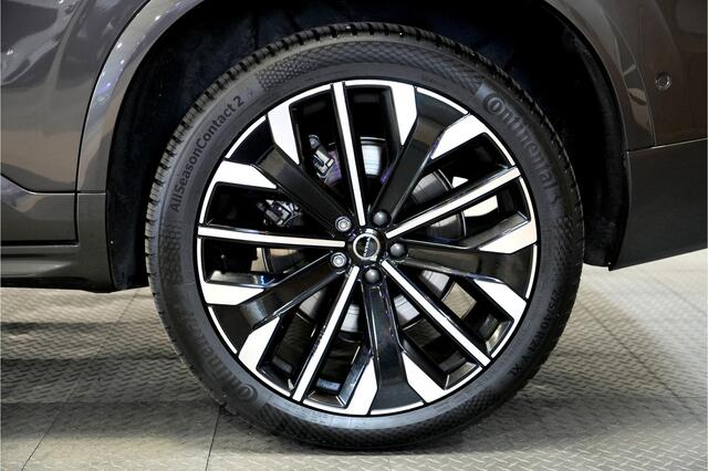 Volvo XC90 2.0 T8 AWD 335kW/456pk Aut8 Plug-in hybrid Ultra Dark 7P PANORAMADAK + HARMAN/KARDON + 360 CAMERA + STOELVANTILATIE&-MASSAGE + PILOT ASSIST + STOEL-&STUURVERWARMING + ALCANTARA HEMEL + ADAPT.CRUISE + BLIS + PARKSENSOREN V&A + 21" LM-VELGEN!!