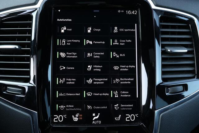 Volvo XC90 T8 Recharge AWD R-Design - Luchtvering - Panorama/schuifdak - IntelliSafe Assist & Surround - 360º Camera - Harman/Kardon audio - Adaptieve LED koplampen - Verwarmde voorstoelen, stuur & achterbank - Parkeersensoren voor & achter - Elektr. bedienb. voorstoelen met geheugen - Head up display - Extra getint glas - Elektr. inklapbare trekhaak - 20' LMV