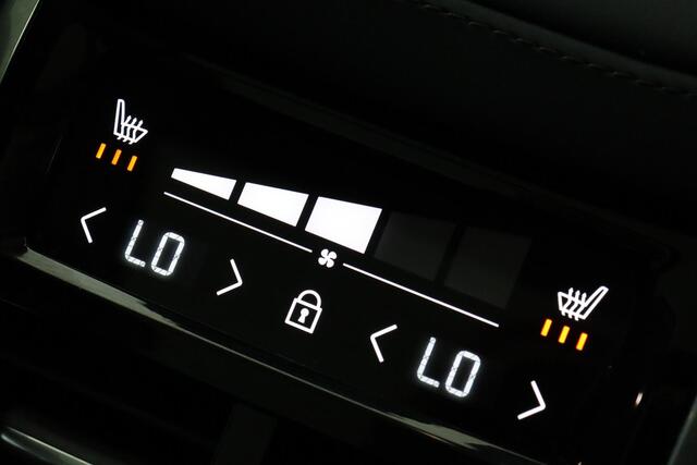Volvo XC90 II T8 PLUG-IN HYBRID AWD ULTRA DARK -PANO.DAK|HARMAN/KARDON|GEVENT.LEDER+MASSAGE|360°CAM|HEAD-UP DISP.|PRIVACY.GLAS|21"WINTERBANDEN|SoH:100%