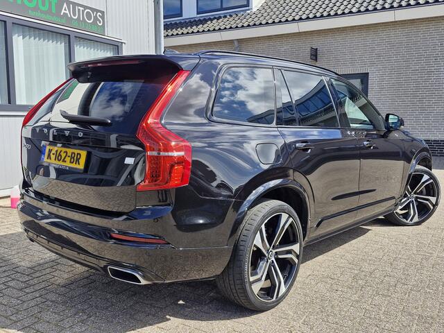Volvo XC90 T8 Recharge AWD R-Design met Lounge Pack (audio installatie premium, elektrisch glazen schuif-/kanteldak, head-up display, rondomzicht camera)
