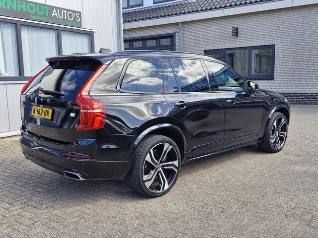 Volvo XC90 T8 Recharge AWD R-Design met Lounge Pack (audio installatie premium, elektrisch glazen schuif-/kanteldak, head-up display, rondomzicht camera)