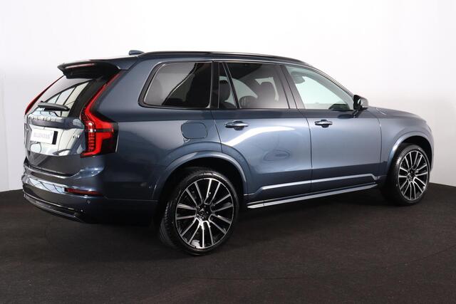 Volvo XC90 T8 Recharge AWD Ultra Dark Exec. Ed. - Panorama/schuifdak - Luchtvering - IntelliSafe Assist & Surround - 360º Camera - Bowers & Wilkins audio - Verwarmde voorstoelen, stuur & achterbank - Parkeersensoren voor & achter - Elektr. bedienb. voorstoelen met geheugen - Head up display - Draadloze tel. lader - Extra getint glas - 22'' LMV