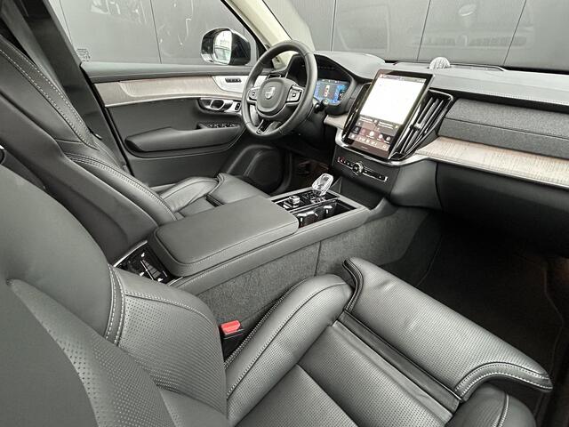 Volvo XC90 2.0 T8 Plug-in hybrid AWD Ultra Dark Luchtvering / Bowers & Wilkins audio / Trekhaak / Head-up display / Stoelventilatie en massage / 360 camera