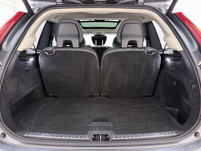 Volvo XC90 T5 251pk AWD Inscription / Ventilatie + Massage / Head-Up / Trekhaak / Standkachel / Panoramadak / ACC / BLIS / Elektr. Stoelen / 20'' / Getint Glas /