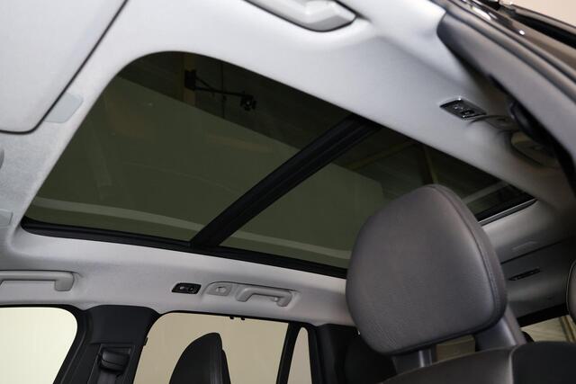 Volvo XC90 T8 Recharge AWD Inscription - Panorama/schuifdak - IntelliSafe Assist & Surround - 360º Camera - Harman/Kardon audio - Adaptieve LED koplampen - Verwarmde voorstoelen & stuur - Parkeersensoren voor & achter - Elektr. bedienb. voorstoelen met geheugen - Draadloze tel. lader - Standkachel - Extra getint glas - Inklapbare trekhaak - 20' LMV