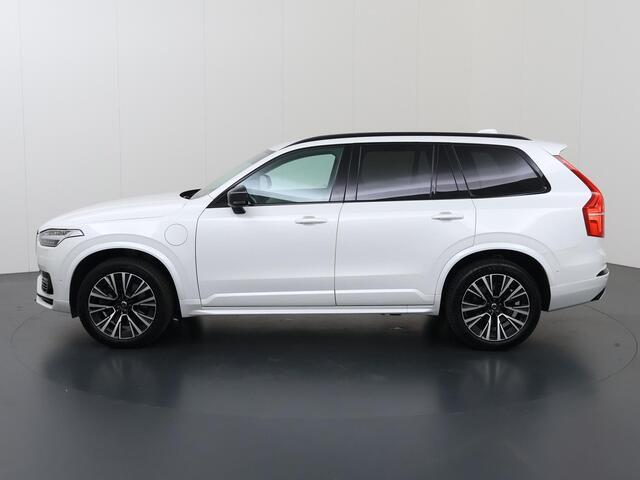Volvo XC90 2.0 T8 Plug-in hybrid AWD Plus Dark | SOH 98% | 7-Zitplaatsen | Harman/Kardon Audio | Ele.verstelbare stoelen + geheugen | 360 Camera | Stoelverwarming voor + achter | Stuurverwarming | Adaptieve Cruise Control |