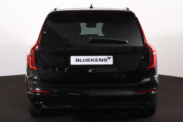 Volvo XC90 T8 Recharge AWD Ultra Black Ed. Exec. - Luchtvering - Panorama/schuifdak - IntelliSafe Assist & Surround - 360º Camera - Bowers & Wilkins audio - Adaptieve LED koplampen - Verwarmde voorstoelen, stuur & achterbank - Parkeersensoren voor & achter - Elektr. bedienb. voorstoelen met geheugen - Geventileerde voorstoelen - Head up display - Draadloze tel. lader - Extra getint glas - 22' LMV