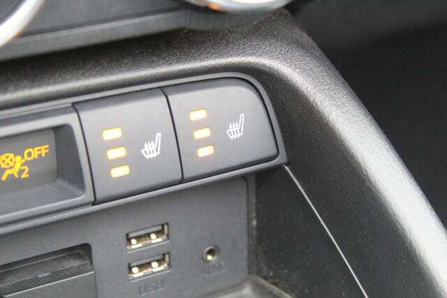 Abarth 124 Spider 1.4 Turbo | Rijklaar | NL-auto| 1e Eig | Stoelverw. | Bose | LED | Parkeersens. | Regensensor | Navi | Cruise | Leder