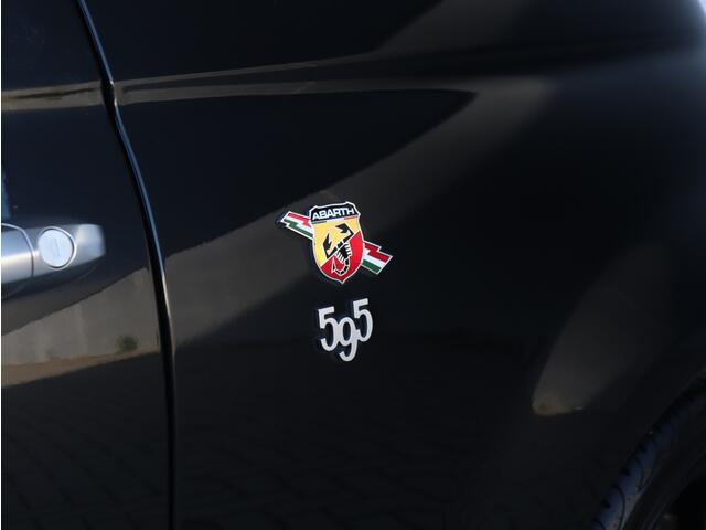 Abarth 595 Cabrio 1.4 T-Jet 160 PK Pista | Navi | Carplay | Monza | 17"