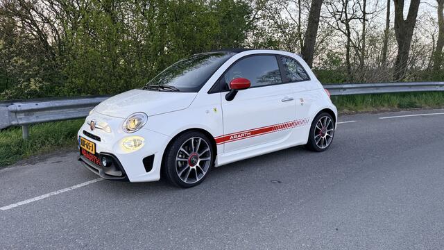 Abarth 595 595c MTA Turismo Pista 1.4 T-Jet Abarth MTA Turismo 165 pk Classico Pista F1 Unieke Abarth 595 MTA Cabriolet Leder bruin 17" Classic Abarth look