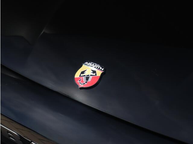 Abarth 600e Turismo 54 kWh | Sabelt | Direct Leverbaar