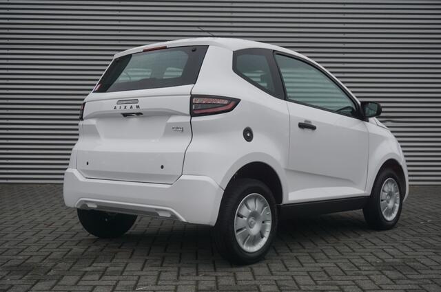 Aixam CITY Pack 45KM/H DIESEL AUTOMAAT DAB+ | CAMERA | RESERVEWIEL!