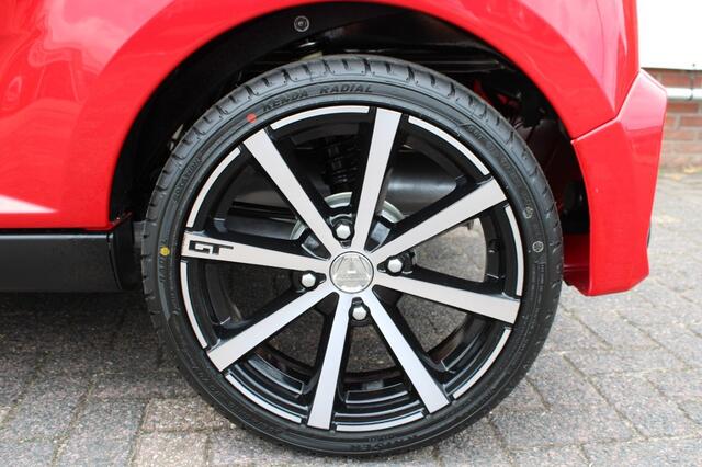 Aixam COUPE GTI + ABS/ 9 inch tablet brommobiel 45 km