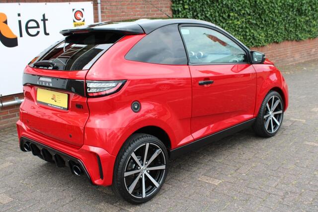 Aixam COUPE GTI + ABS/ 9 inch tablet brommobiel 45 km