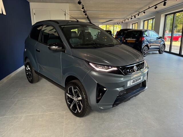 Aixam CROSSOVER Premium Ambition brommobiel NIEUW alarm, ABS