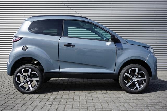 Aixam CROSSOVER Premium 45KM/H DIESEL HOGE INSTAP | AUT. | ¤ 1.049,- KORTING