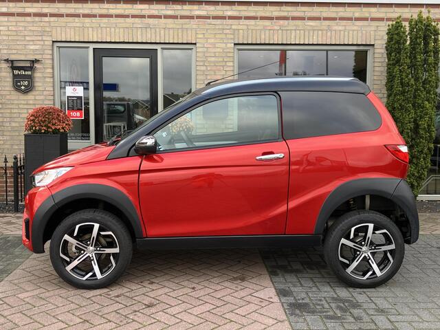 Aixam CROSSOVER Premium | Camera | Dealer | 12 MND Garantie