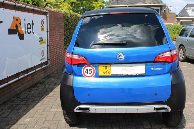 Aixam CROSSOVER Premium met slechts 580 km!