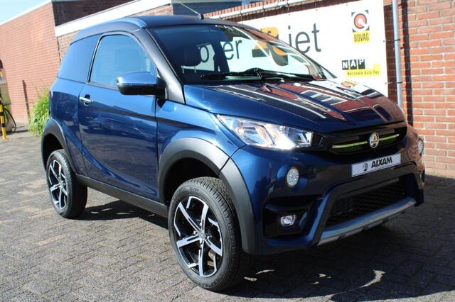 Aixam CROSSOVER Premium met navigatie