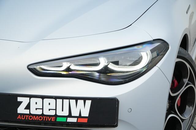 Alfa Romeo GIULIA 2.0 Turbo 280 PK Competizione Q4 AWD | Harman | Veloce | 19"